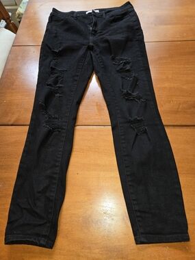 SO Black Skinny Distressed Jeans
